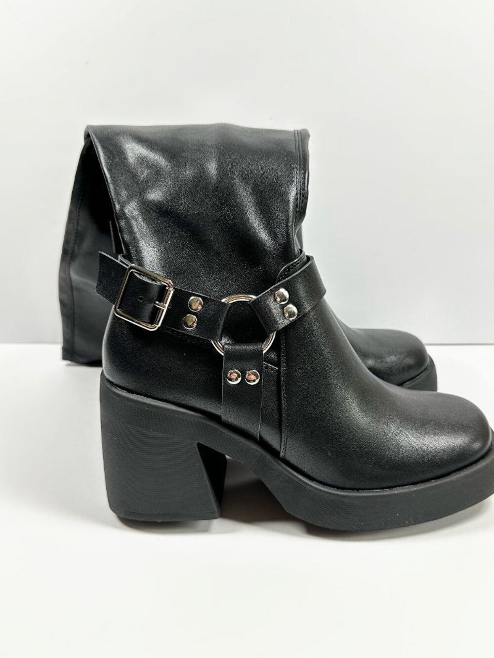Madden NYC Women's Tall Buckle Boots, Black, Size 6, Brand New With Box - Picture 14 of 16
